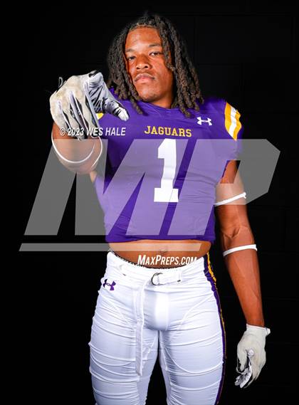Thumbnail 2 in DeSoto Central (Individuals) photogallery.