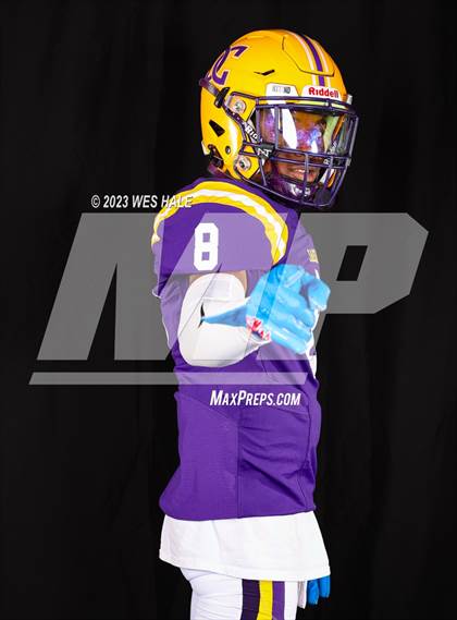 Thumbnail 3 in DeSoto Central (Individuals) photogallery.