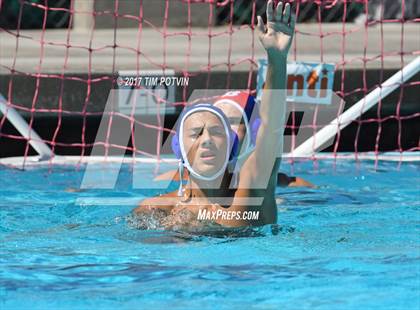 Thumbnail 1 in JV: Elsinore vs Beaumont photogallery.