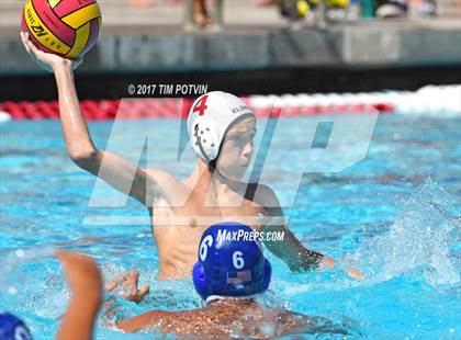 Thumbnail 1 in JV: Elsinore vs Beaumont photogallery.