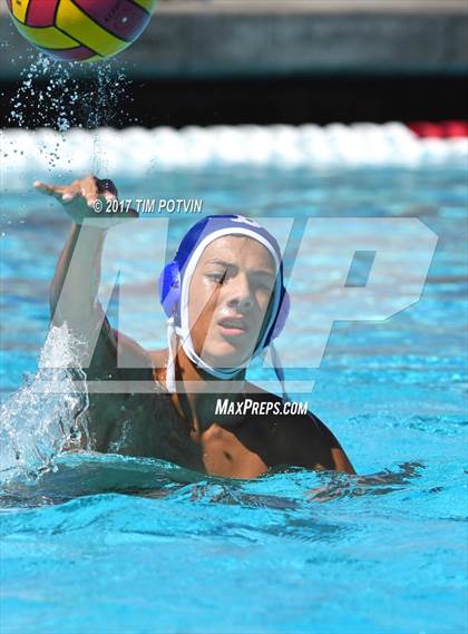 Thumbnail 3 in JV: Elsinore vs Beaumont photogallery.