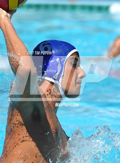 Thumbnail 2 in JV: Elsinore vs Beaumont photogallery.