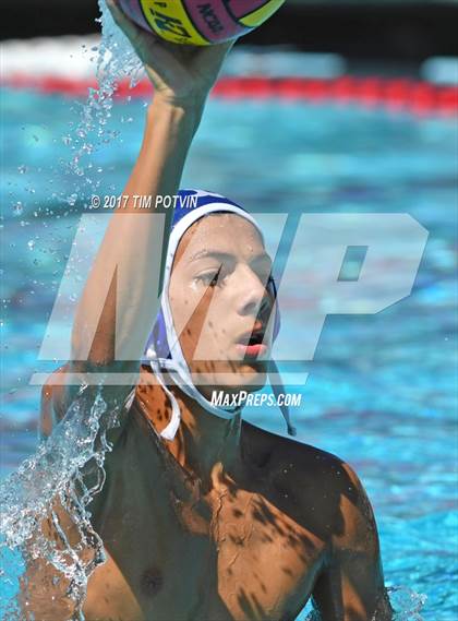 Thumbnail 1 in JV: Elsinore vs Beaumont photogallery.