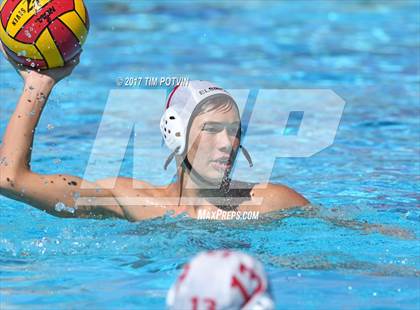 Thumbnail 1 in JV: Elsinore vs Beaumont photogallery.