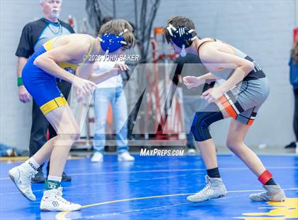 Thumbnail 2 in Lovelock Mustangs Tournament (106lbs) photogallery.