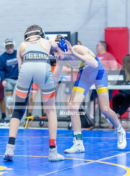Thumbnail 3 in Lovelock Mustangs Tournament (106lbs) photogallery.