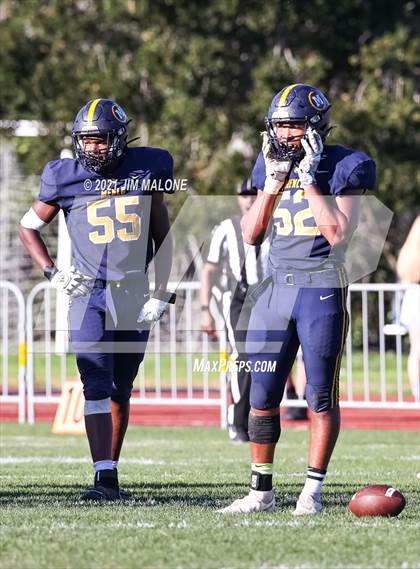 Thumbnail 2 in Half Moon Bay @ Menlo School (CIFCCS D2 Semi-Finals) photogallery.