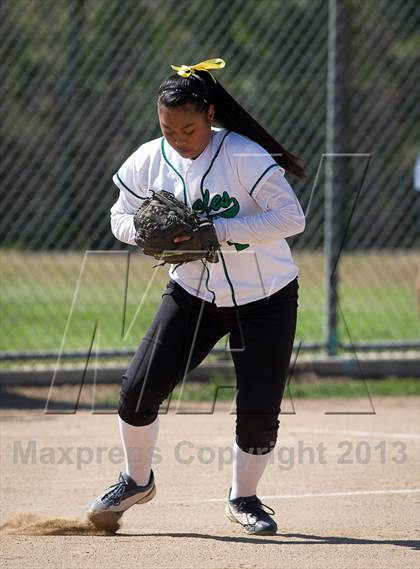 Thumbnail 1 in Pomona @ Nogales photogallery.