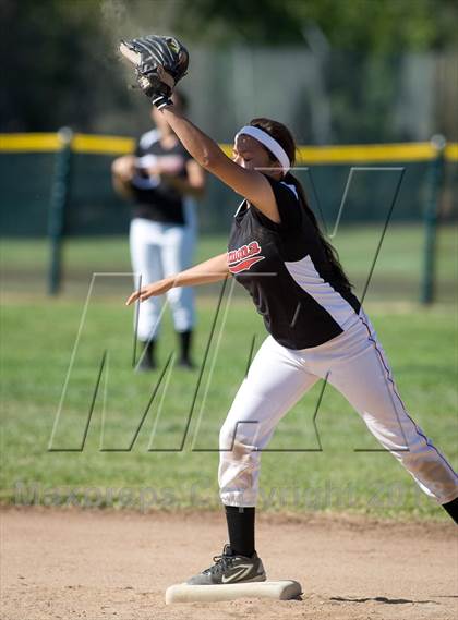 Thumbnail 3 in Pomona @ Nogales photogallery.