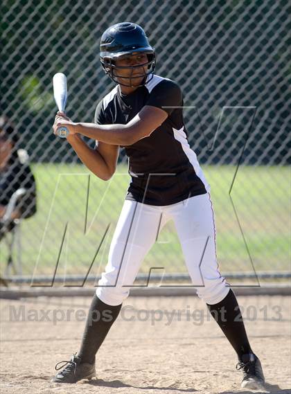 Thumbnail 1 in Pomona @ Nogales photogallery.