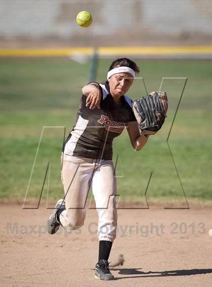 Thumbnail 2 in Pomona @ Nogales photogallery.