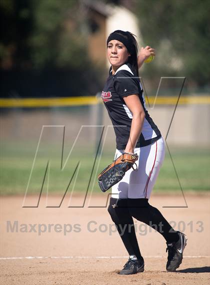 Thumbnail 3 in Pomona @ Nogales photogallery.