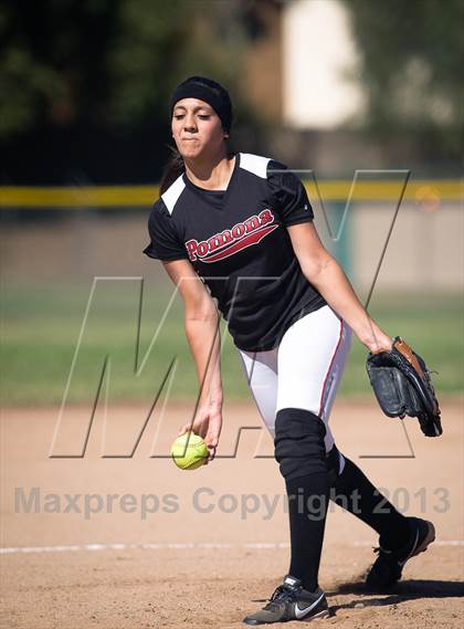 Thumbnail 2 in Pomona @ Nogales photogallery.