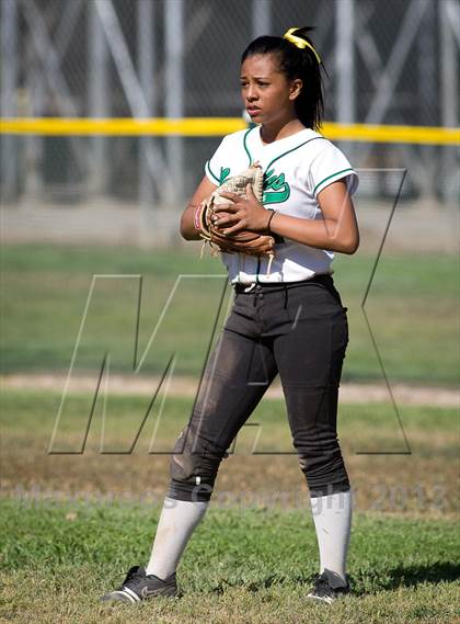 Thumbnail 1 in Pomona @ Nogales photogallery.