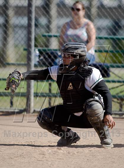 Thumbnail 2 in Pomona @ Nogales photogallery.