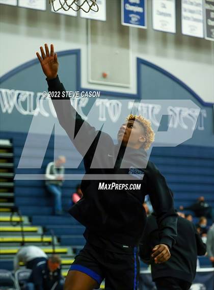 Thumbnail 1 in Capital Christian @ Vista del Lago photogallery.