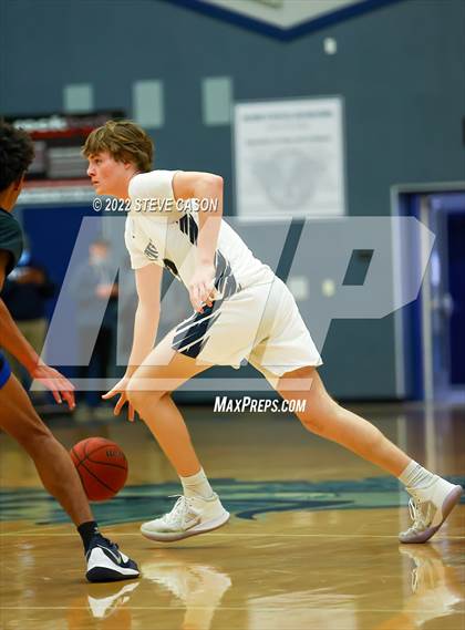 Thumbnail 1 in Capital Christian @ Vista del Lago photogallery.