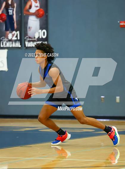 Thumbnail 2 in Capital Christian @ Vista del Lago photogallery.