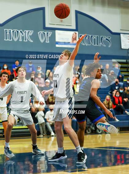 Thumbnail 3 in Capital Christian @ Vista del Lago photogallery.