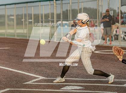 Thumbnail 2 in Norris @ Lincoln Southeast (Jamboree) photogallery.
