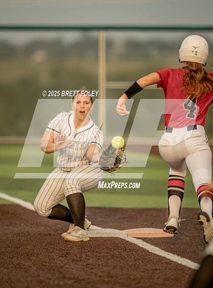 Thumbnail 1 in Norris @ Lincoln Southeast (Jamboree) photogallery.