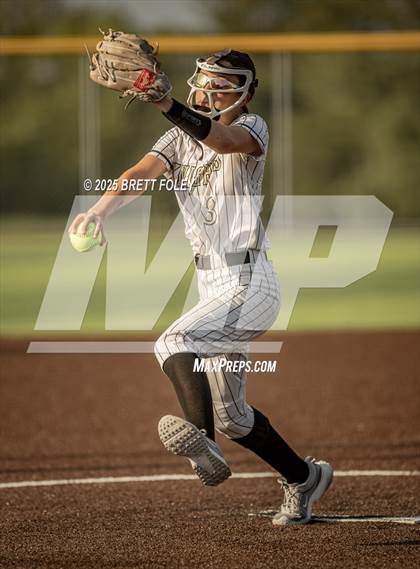 Thumbnail 2 in Norris @ Lincoln Southeast (Jamboree) photogallery.