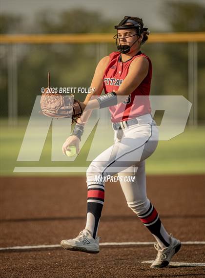 Thumbnail 3 in Norris @ Lincoln Southeast (Jamboree) photogallery.