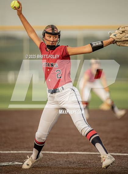 Thumbnail 2 in Norris @ Lincoln Southeast (Jamboree) photogallery.