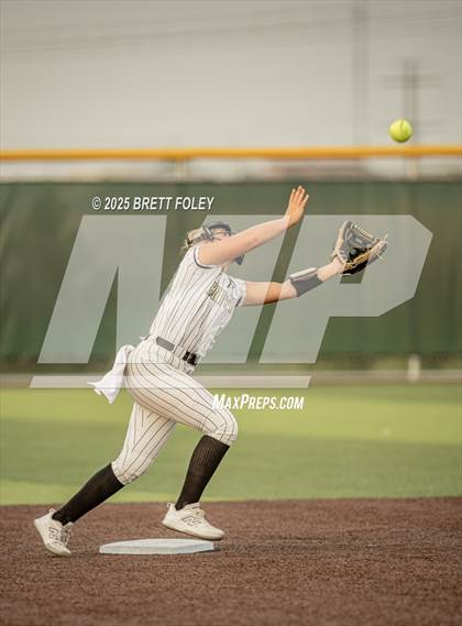 Thumbnail 2 in Norris @ Lincoln Southeast (Jamboree) photogallery.