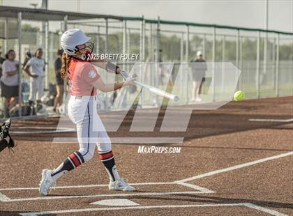Thumbnail 3 in Norris @ Lincoln Southeast (Jamboree) photogallery.