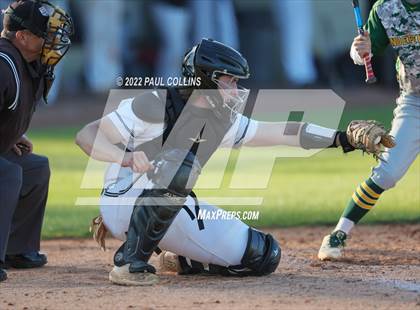 Thumbnail 3 in Independence @ Hough photogallery.
