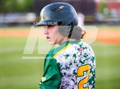 Thumbnail 3 in Independence @ Hough photogallery.