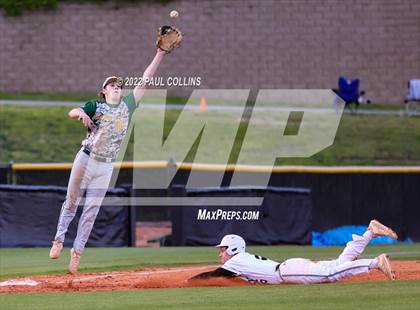 Thumbnail 2 in Independence @ Hough photogallery.