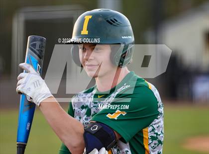 Thumbnail 1 in Independence @ Hough photogallery.