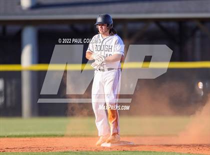 Thumbnail 1 in Independence @ Hough photogallery.