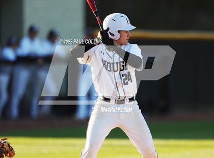 Thumbnail 1 in Independence @ Hough photogallery.