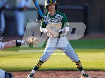 Thumbnail 1 in Independence @ Hough photogallery.