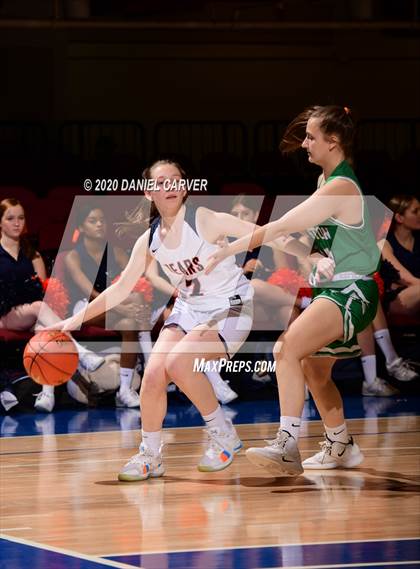 Thumbnail 3 in Irvington vs. Briarcliff (Section 1 Class B Semifinal) photogallery.