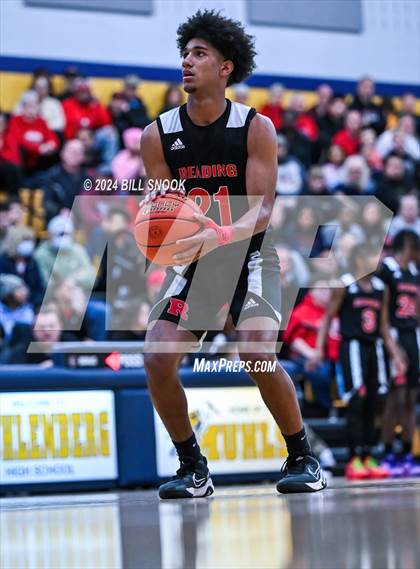 Thumbnail 2 in Reading @ Muhlenberg photogallery.