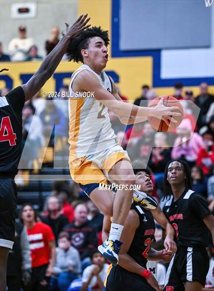 Thumbnail 2 in Reading @ Muhlenberg photogallery.
