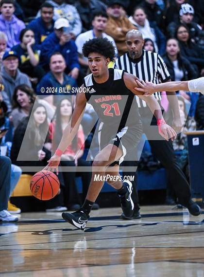 Thumbnail 1 in Reading @ Muhlenberg photogallery.