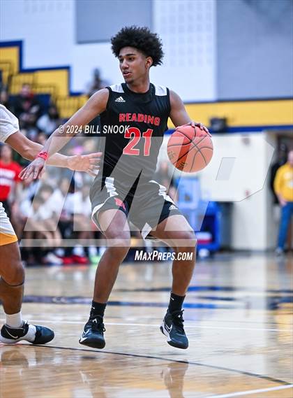 Thumbnail 3 in Reading @ Muhlenberg photogallery.