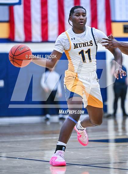 Thumbnail 1 in Reading @ Muhlenberg photogallery.
