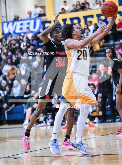 Thumbnail 3 in Reading @ Muhlenberg photogallery.