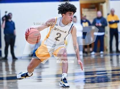 Thumbnail 2 in Reading @ Muhlenberg photogallery.