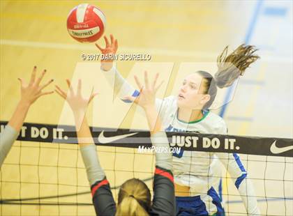 Thumbnail 3 in Mater Dei vs. Xavier College Prep (Nike Tournament of Champions)  photogallery.