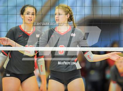 Thumbnail 2 in Mater Dei vs. Xavier College Prep (Nike Tournament of Champions)  photogallery.
