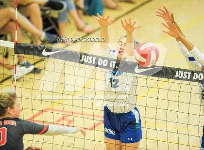Thumbnail 2 in Mater Dei vs. Xavier College Prep (Nike Tournament of Champions)  photogallery.
