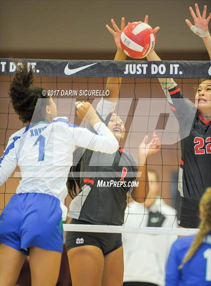 Thumbnail 3 in Mater Dei vs. Xavier College Prep (Nike Tournament of Champions)  photogallery.