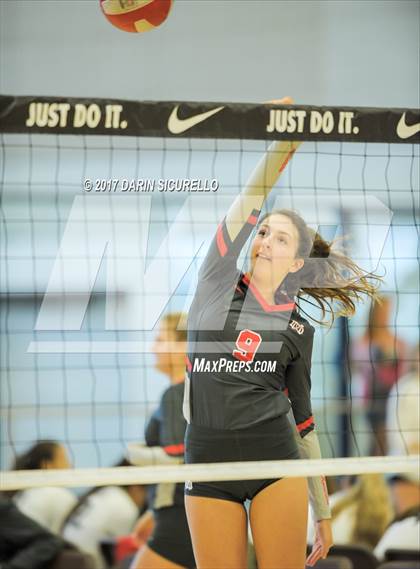 Thumbnail 1 in Mater Dei vs. Xavier College Prep (Nike Tournament of Champions)  photogallery.